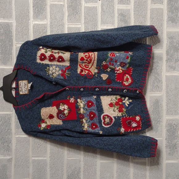 Heirloom Collectables Women's Blue & Red Valentine's Button Down Cardigan Large - Picture 12 of 13